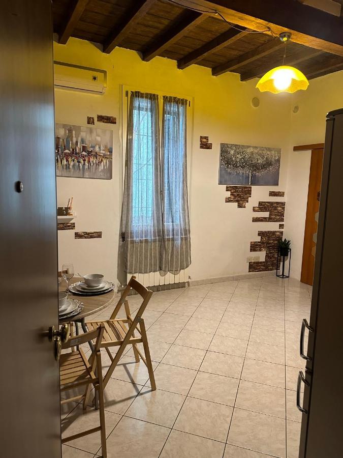 Aosta 3 Lägenhet Parma Exteriör bild